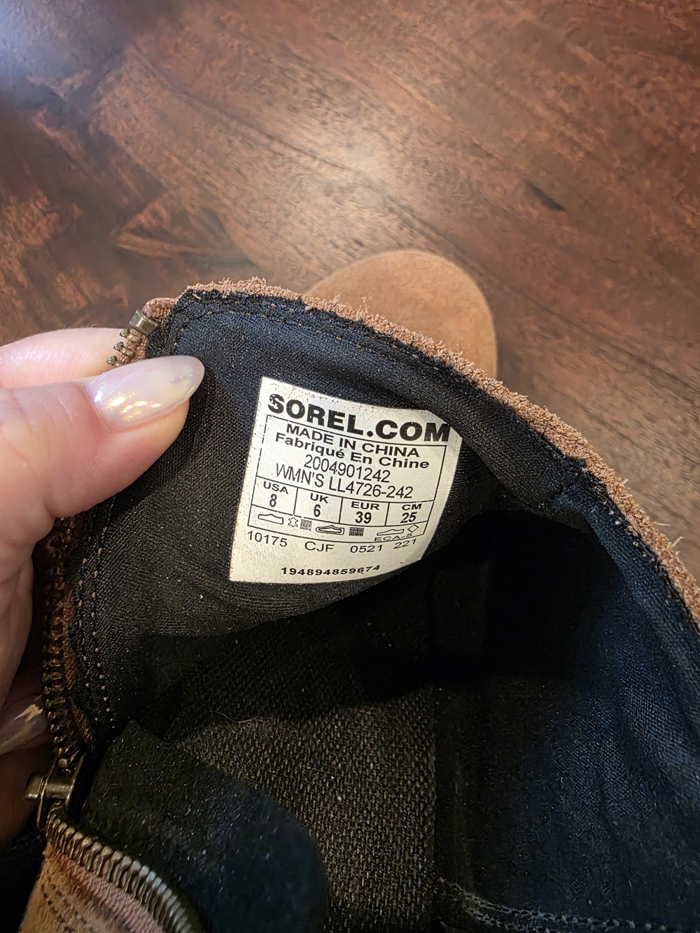 Sorel Eva II Zip Bootie, size 8 - Picture 6 of 6